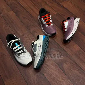 Original on Cloudstratus Running Sneakers