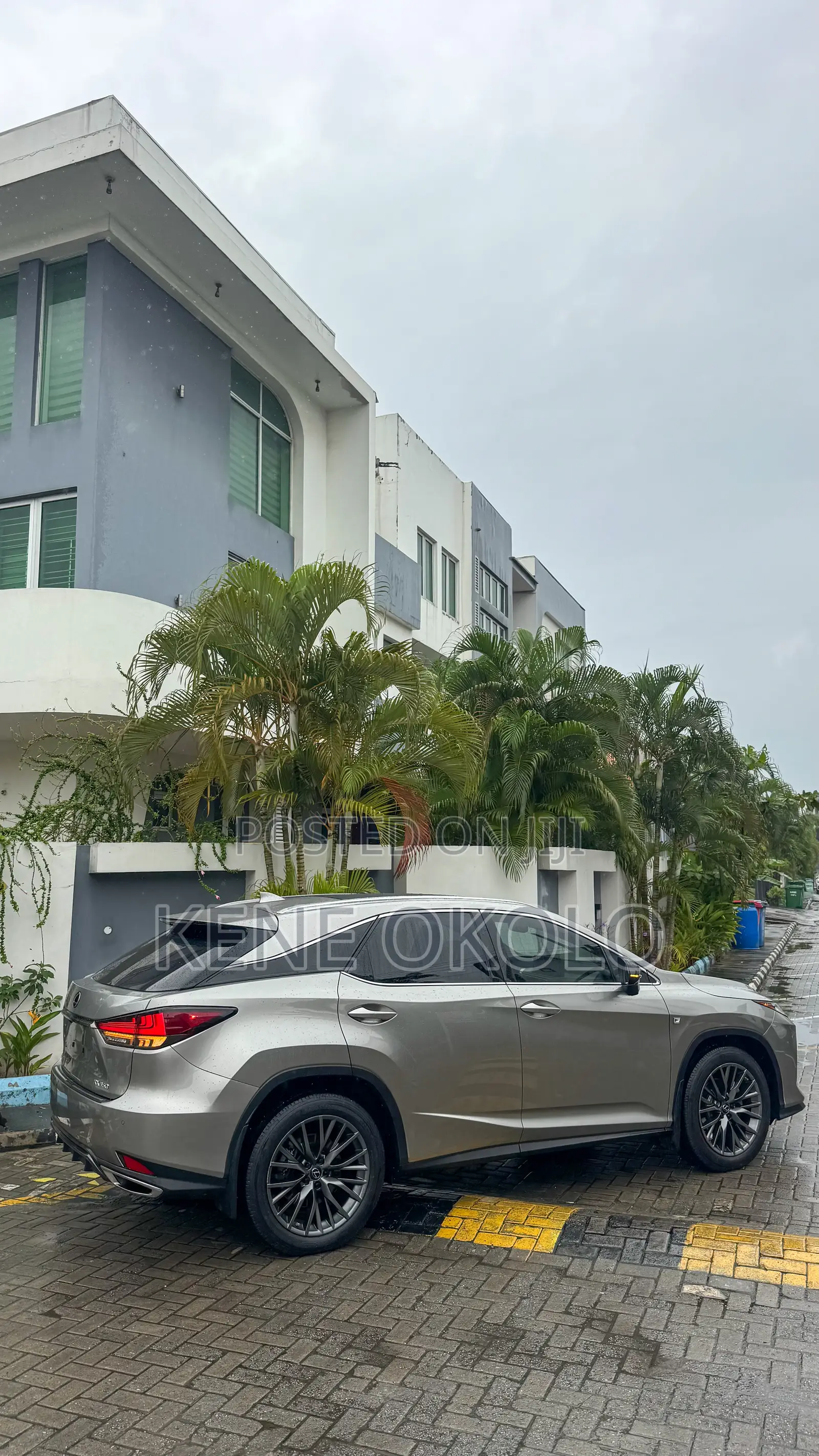 Lexus RX 2020 Gold