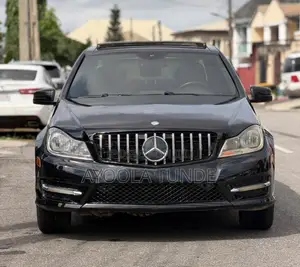 Mercedes-Benz C300 Sport 4Matic Sedan AWD (3.0L 6cyl 7A) 2010 Black