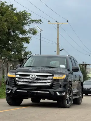 Toyota Land Cruiser 2023 Black