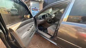 Toyota Camry 2004 Gray