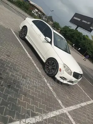 Mercedes-Benz C300 2010 White