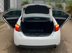 Toyota Corolla 2014 White