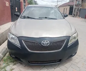 Toyota Camry 2008 Gold