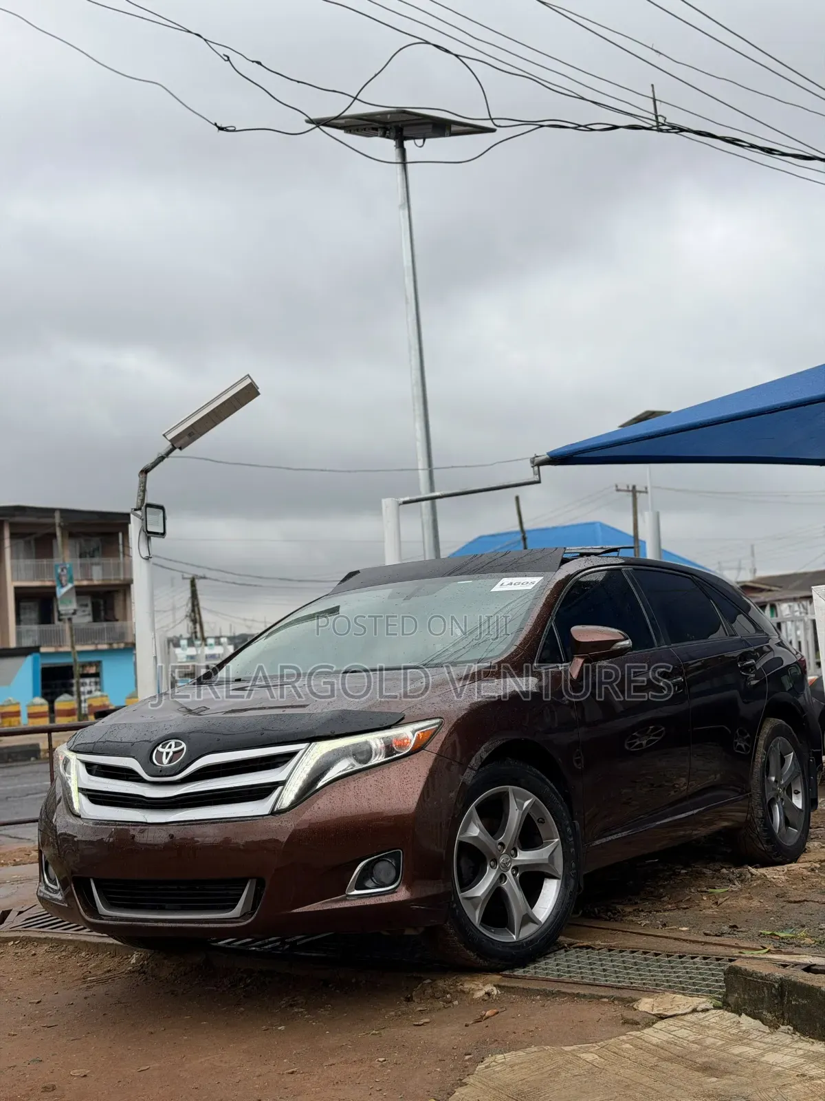 Toyota Venza XLE AWD 2013 Brown