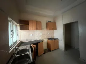3bdrm Apartment in Ikate Lekki Lagos for rent