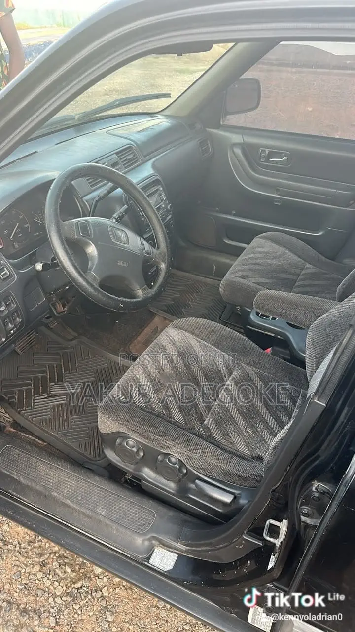 Honda CR-V 2001 Black