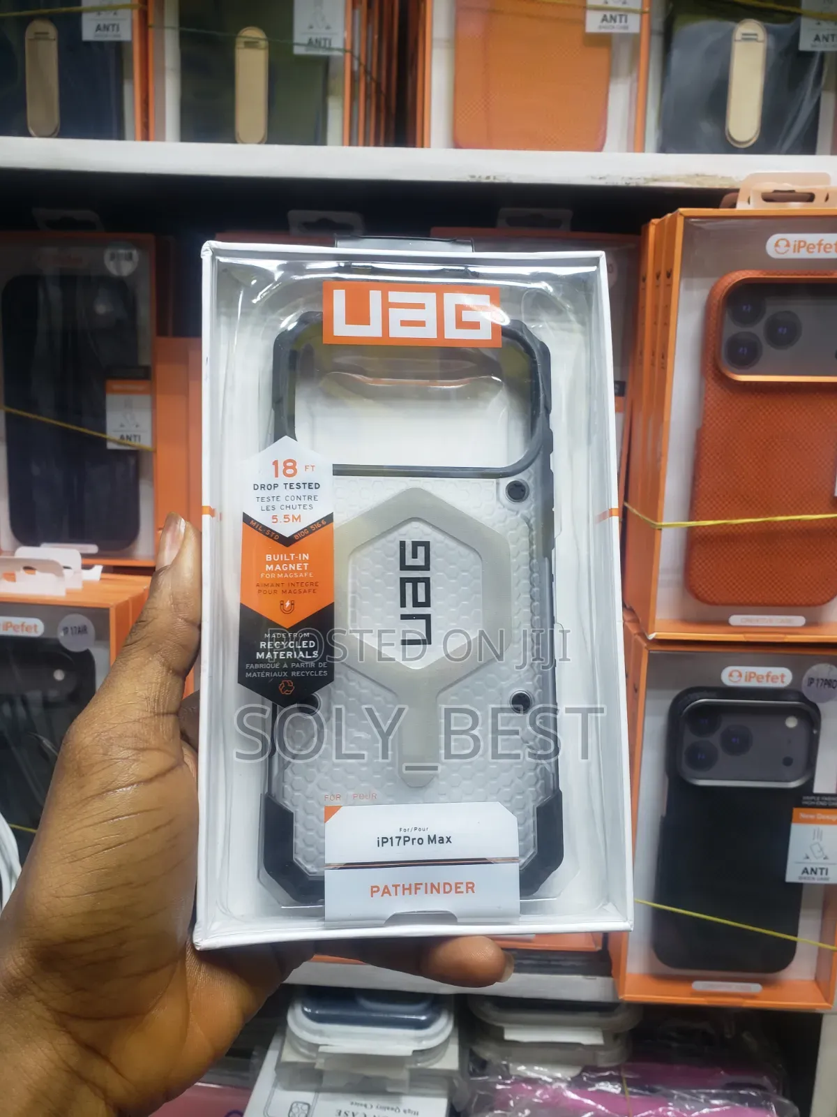 U a G Pathfinder Magsafe Case