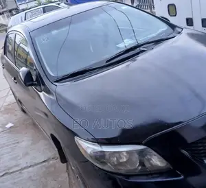 Toyota Corolla 2010 Black