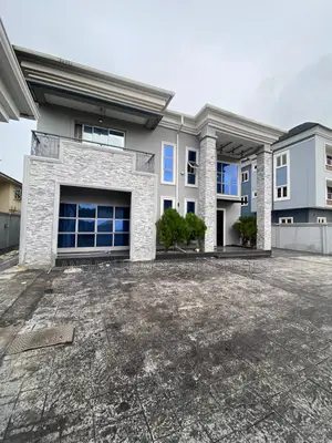 18 Bedroom Hotel for Lease