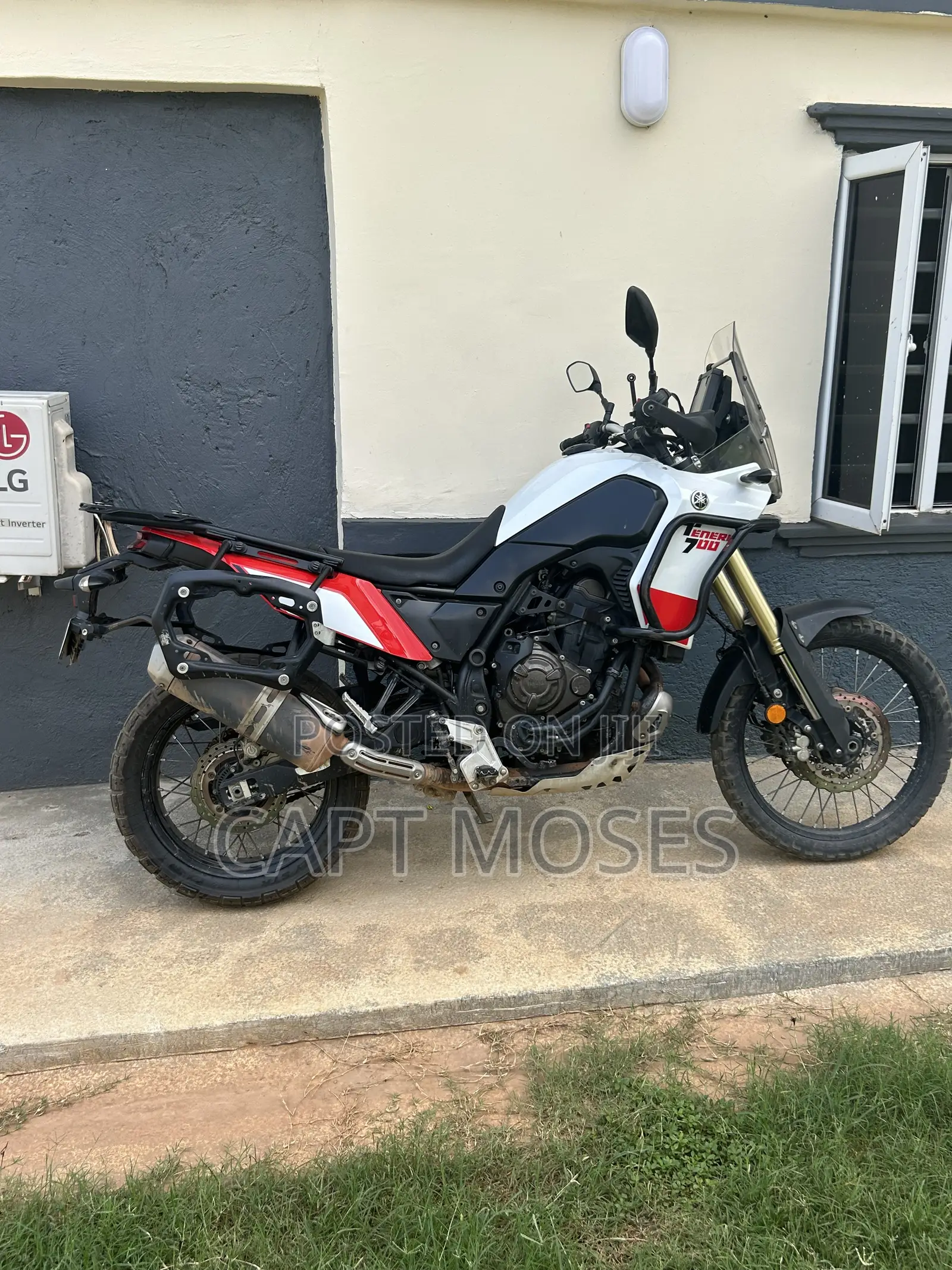 Yamaha 2022 Red