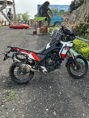 Yamaha 2022 Red