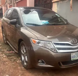 Toyota Venza 2009 Purple