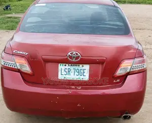 Toyota Camry 2008 Red