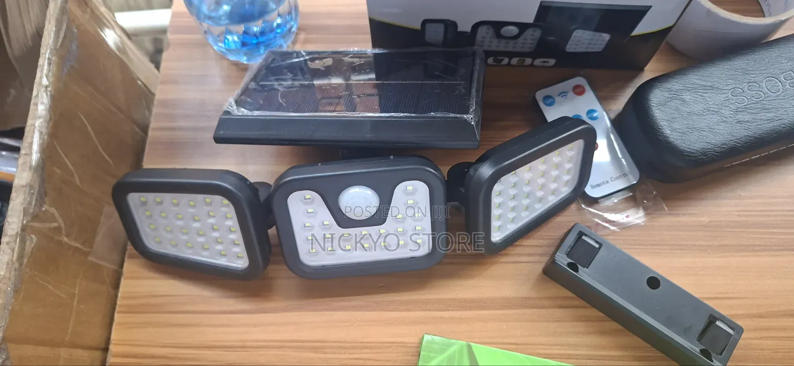 Split Solar Wall Lamp