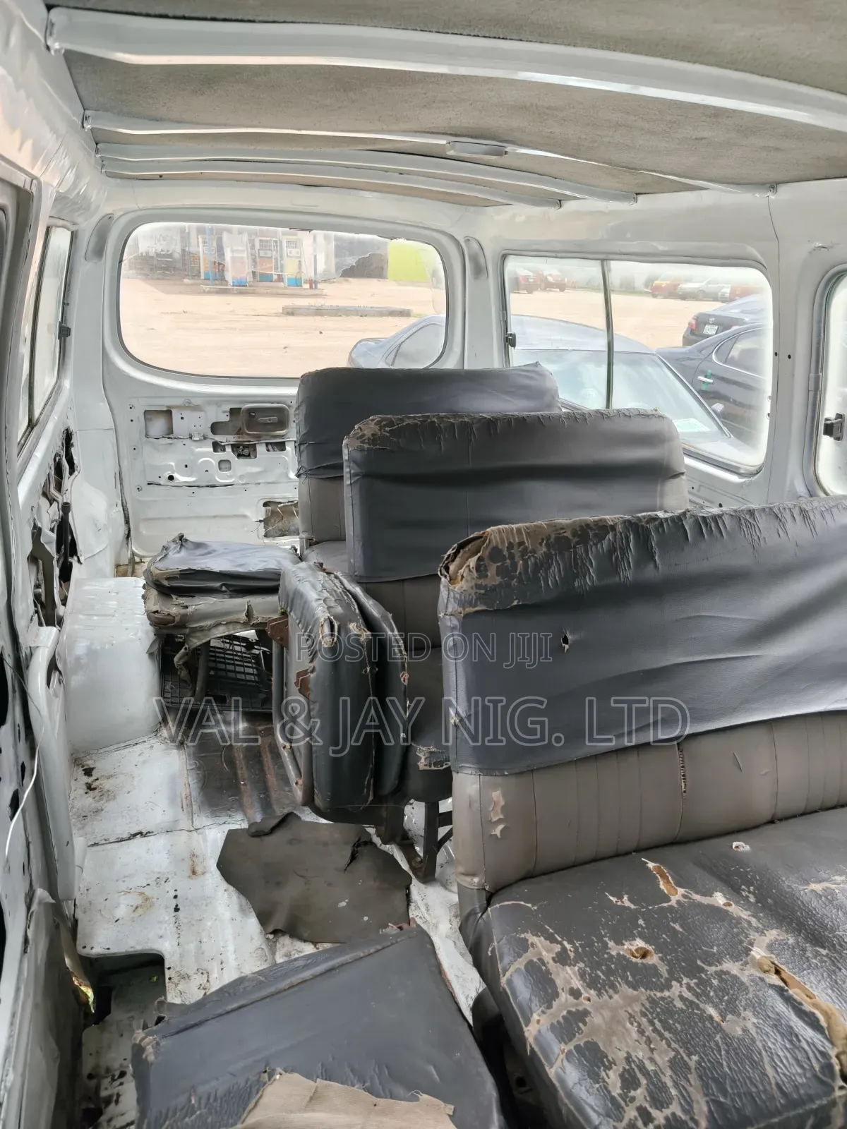 Nissan Caravan 2007 White