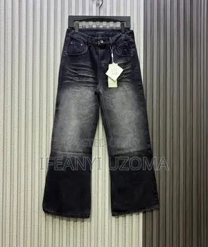 Authentic Premium Flare Baggy Jeans
