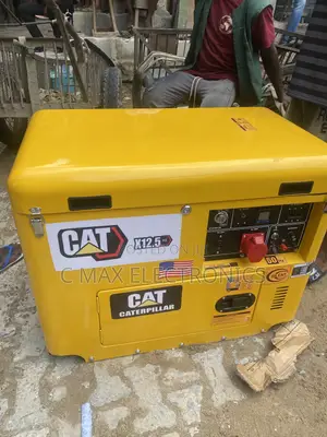 Cat 12kva Diesel Soundproof Generator Three Phase Engine