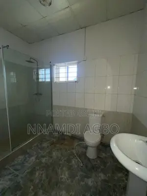 4bdrm Duplex in Lafiaji for rent