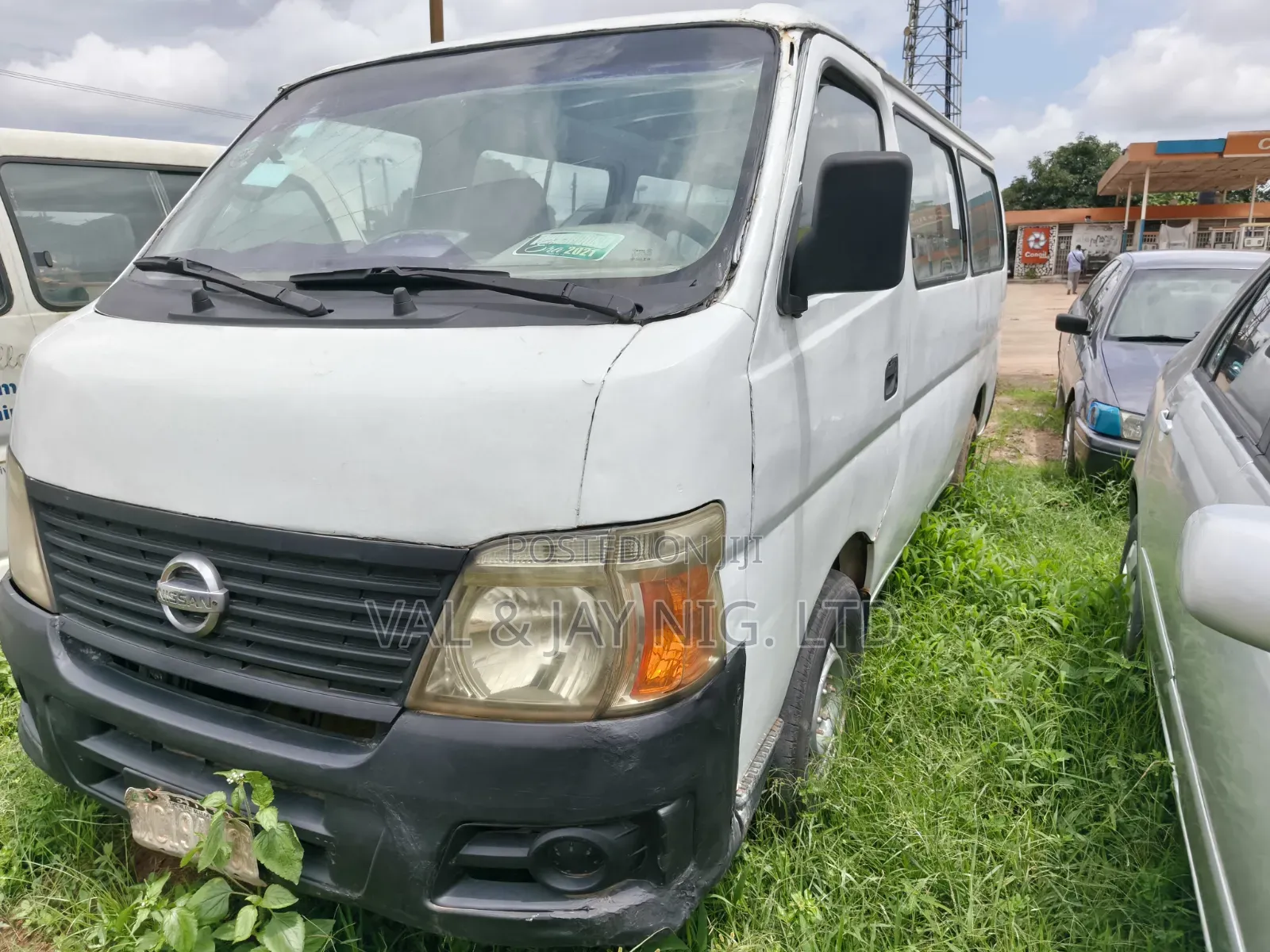Nissan Caravan 2007 White
