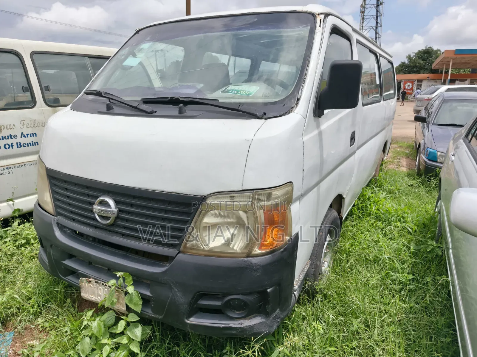 Nissan Caravan 2007 White