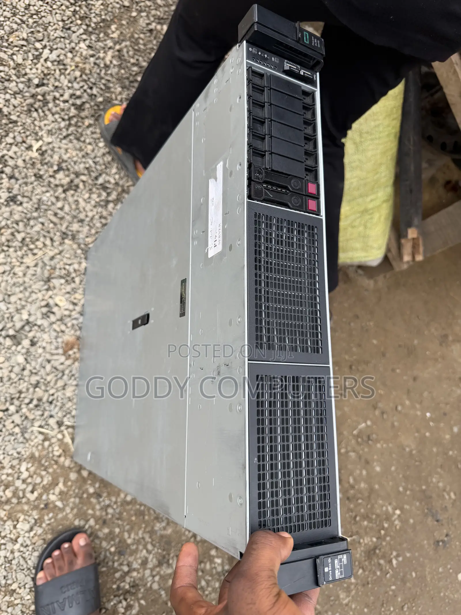 Server HP ProLiant DL380 Gen10 32GB Intel Xeon SSD 1T