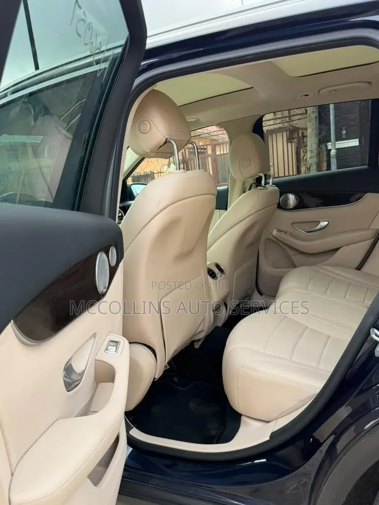 Mercedes-Benz GLC-Class 2017 Blue