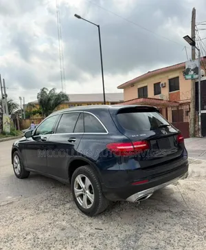 Mercedes-Benz GLC-Class 2017 Blue