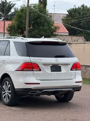 Mercedes-Benz GLE-Class 2017 White