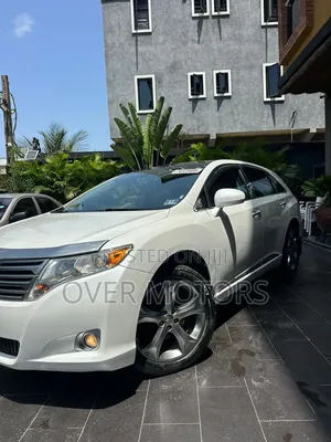 Toyota Venza 2011 White
