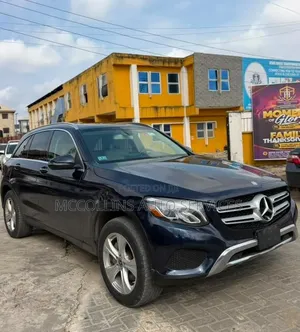 Mercedes-Benz GLC-Class 2017 Blue