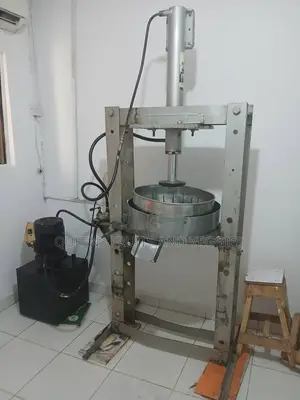 60 Tons Hydraulic Presser