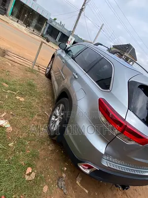 Toyota Highlander 2015