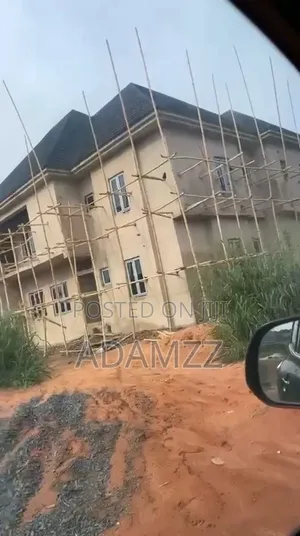 3bdrm Block of Flats in Heritage Estate, Enugu for sale