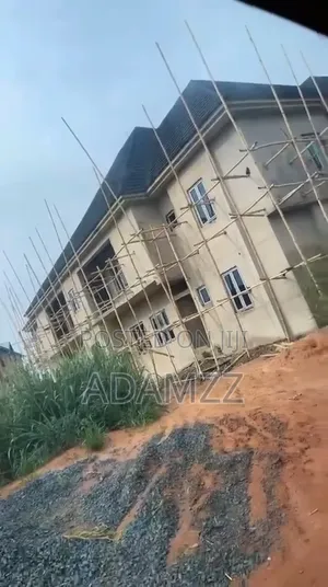 3bdrm Block of Flats in Heritage Estate, Enugu for sale