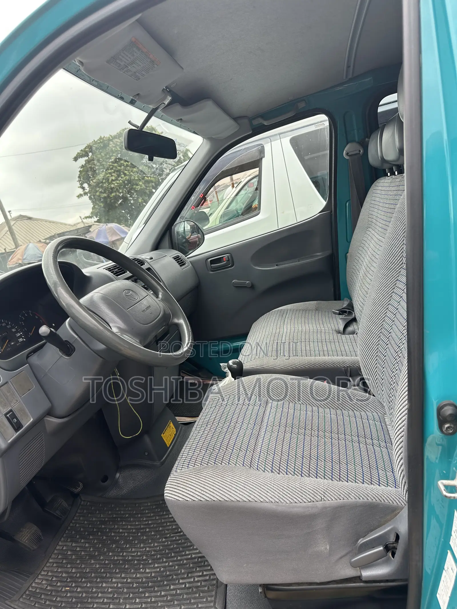 Toyota HiAce 2003 Green