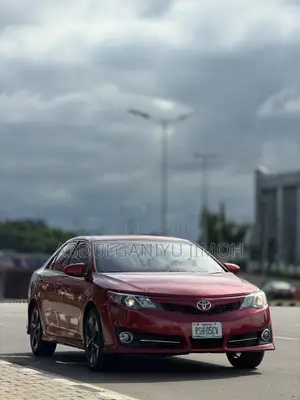 Toyota Camry SE 4dr Sedan (3.5L 6cyl 6A) 2014 Red