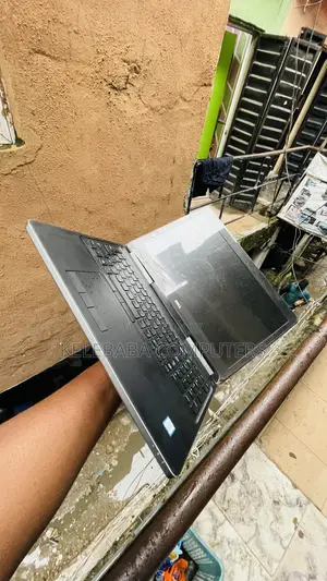 Laptop Dell Precision 7510 16GB Intel Core i7 SSD 512GB