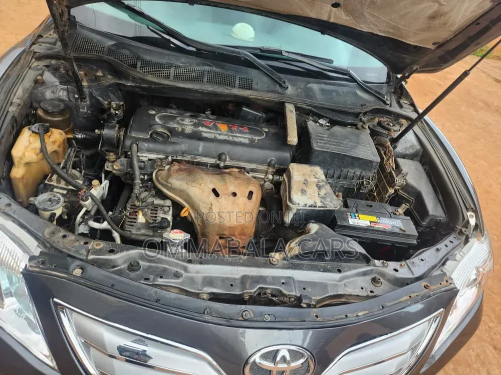 Toyota Camry 2009 Gray