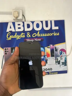Apple iPhone 11 64 GB Black