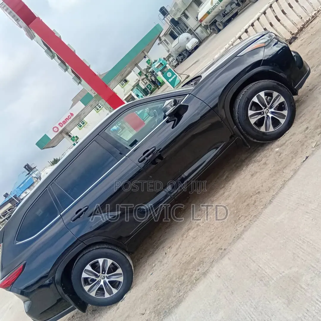 Toyota Highlander 2022 Gray