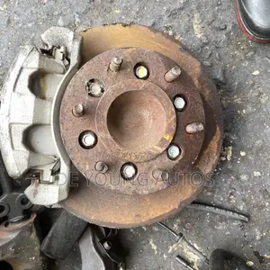 Complete Hub Nissan Hummer