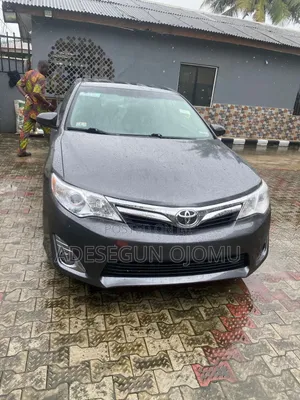 Toyota Camry 2014 Gray