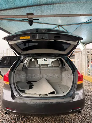 Toyota Venza V6 2011 Gray