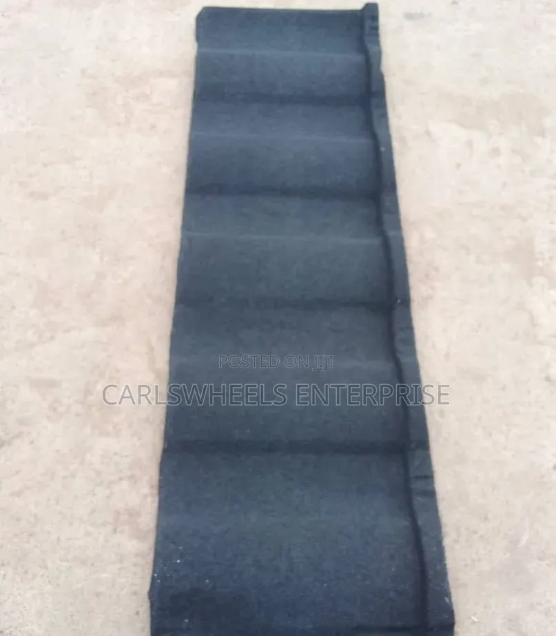Hard Core Black Coated Roofing Sheet Available for Installation