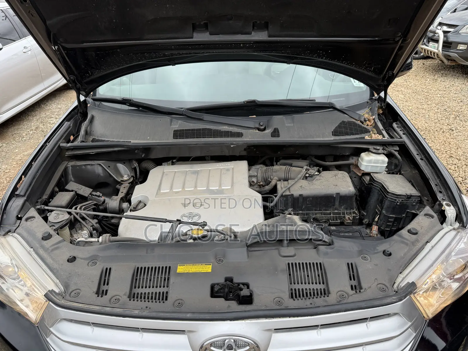 Toyota Highlander SE 2012 Black