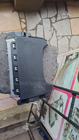 Left Side Kneel Airbag 2025 Honda Accord