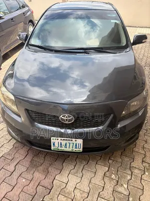 Toyota Corolla 2009 Gray