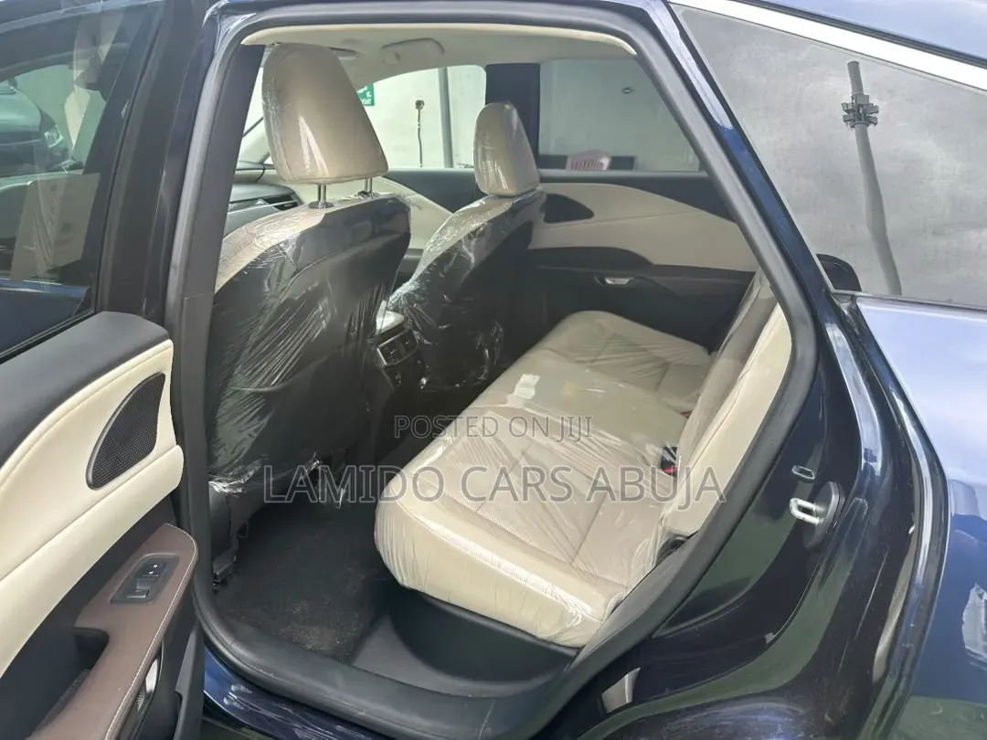 Lexus RX 350 2024 Blue
