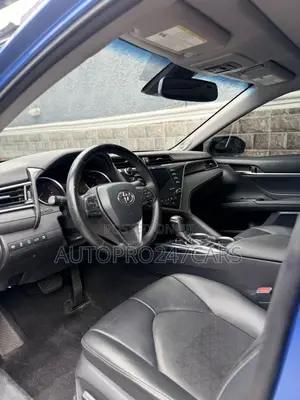 Toyota Camry XSE FWD (2.5L 4cyl 8AM) 2018 Blue